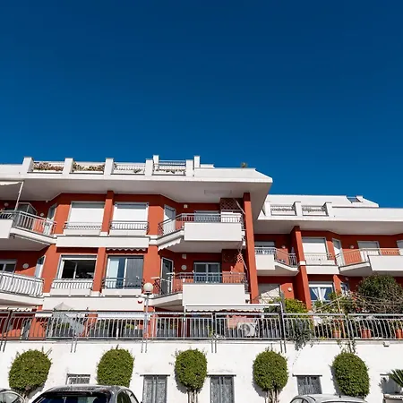 Guesthost - Cozy With Terrace In شقة سانريمو